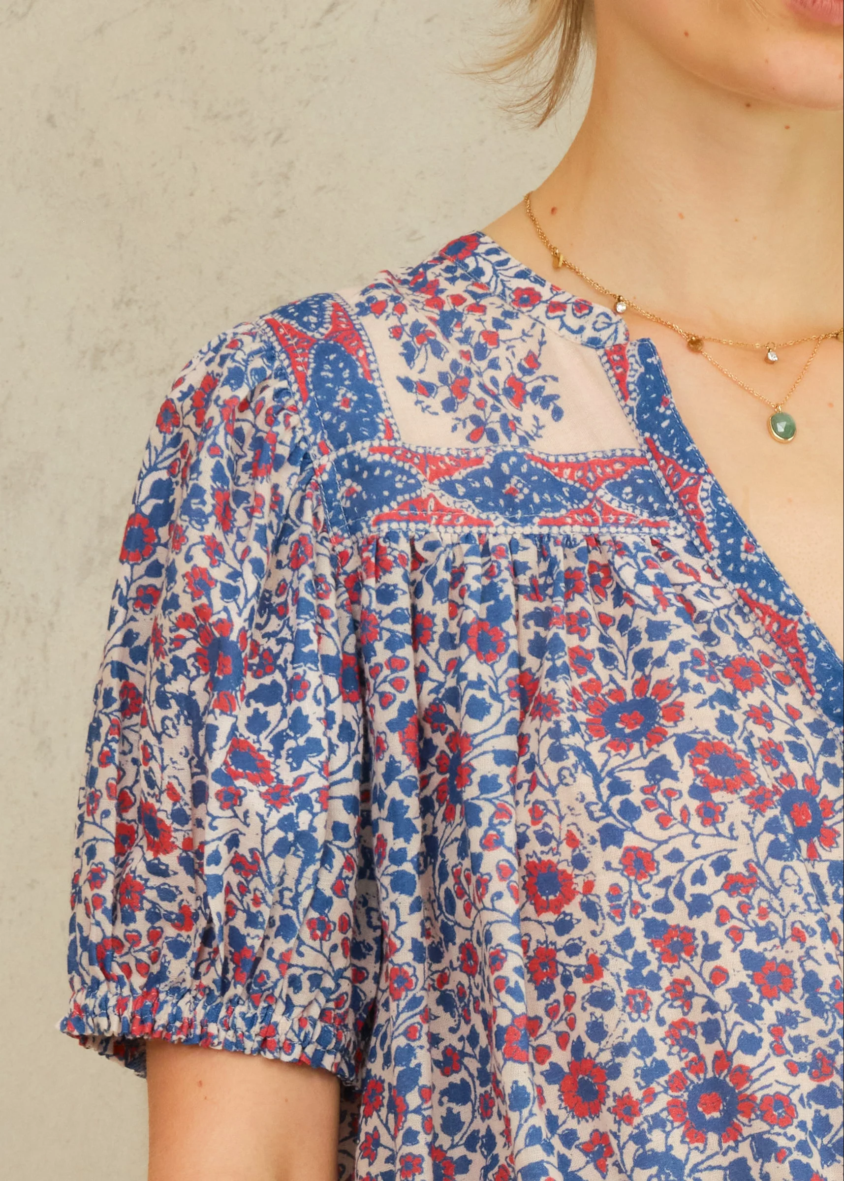 Della Short Sleeve Top - Blue/Pink - Image 3